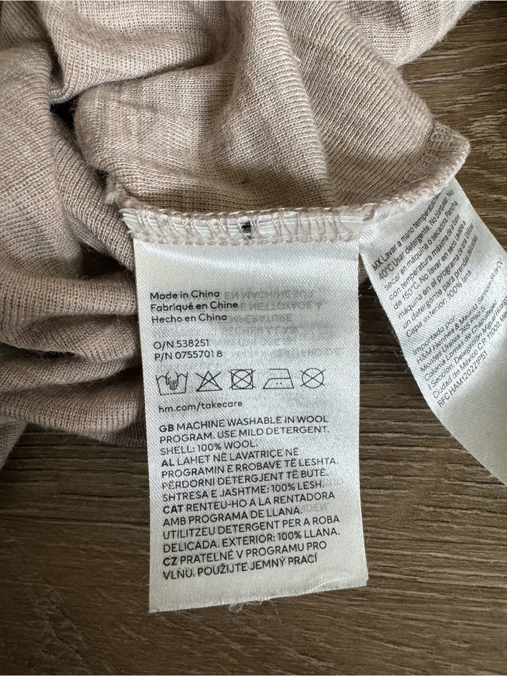H&M wool 3t Beige Long-Sleeve Baby One-Piece Bodysuit